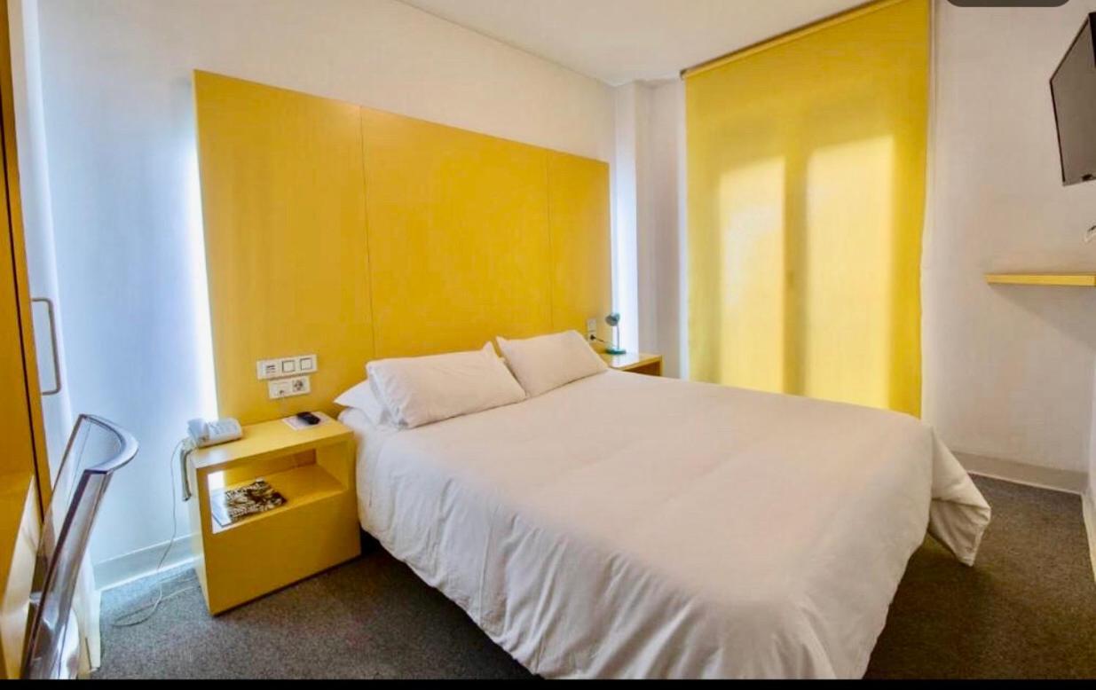 Hostal Albany ليون المظهر الخارجي الصورة